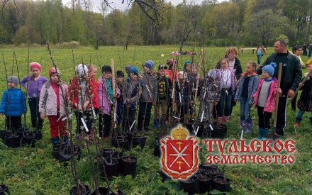 Члены Тульского Землячества совместно учащимися школы приняли участие в поездке в музей-усадьбу А.Т. Болотова «Дворяниново»